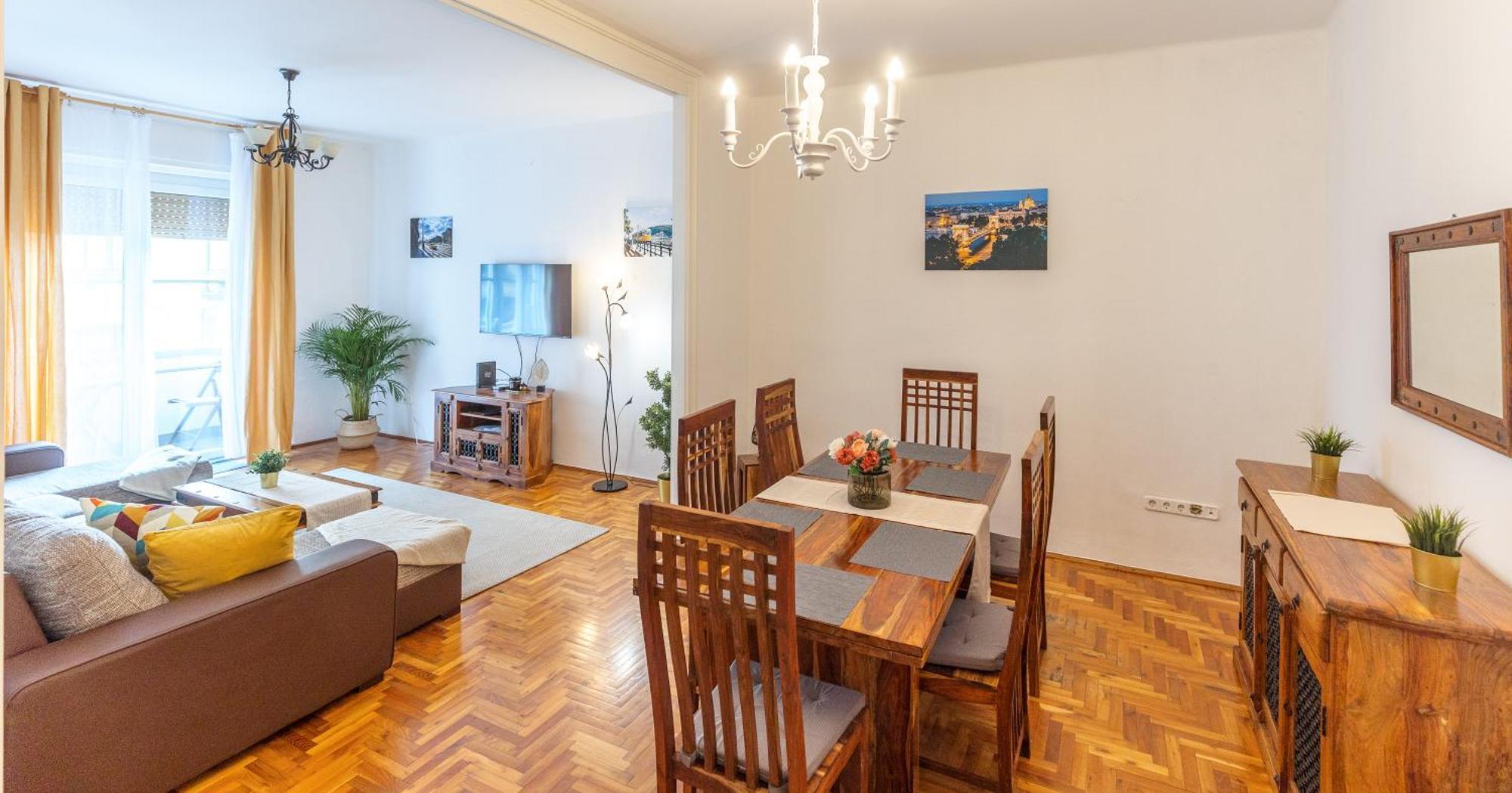 Bright & Spacious Riverside Apartment With Balcony Budapest Exteriör bild
